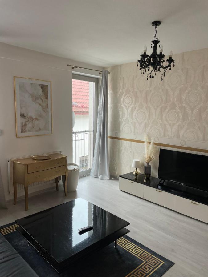 Zara Luxury Apartments The Absolute Center Of Zilina Exterior photo
