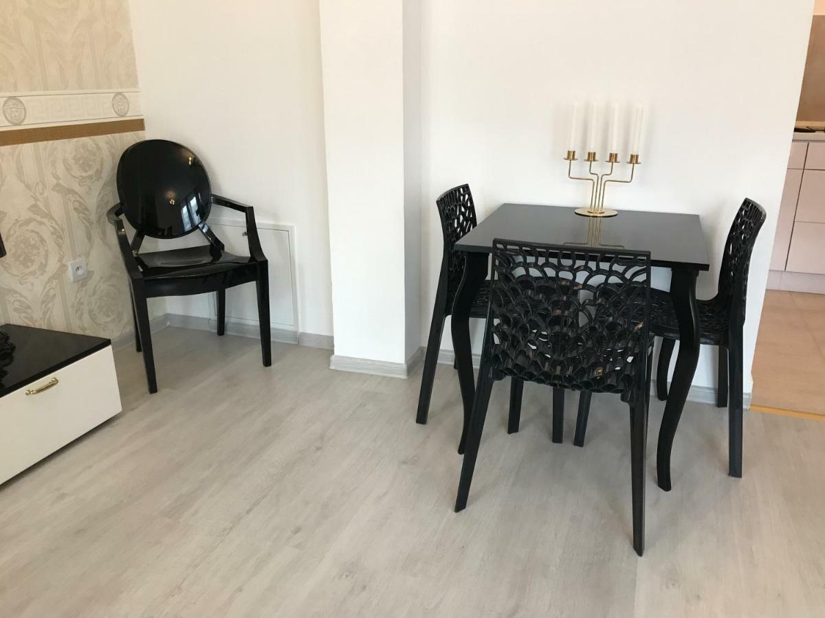 Zara Luxury Apartments The Absolute Center Of Zilina Exterior photo