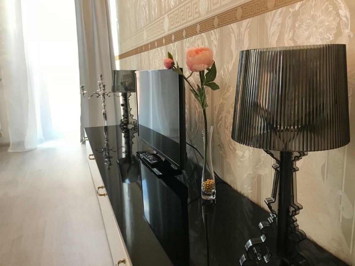 Zara Luxury Apartments The Absolute Center Of Zilina Exterior photo